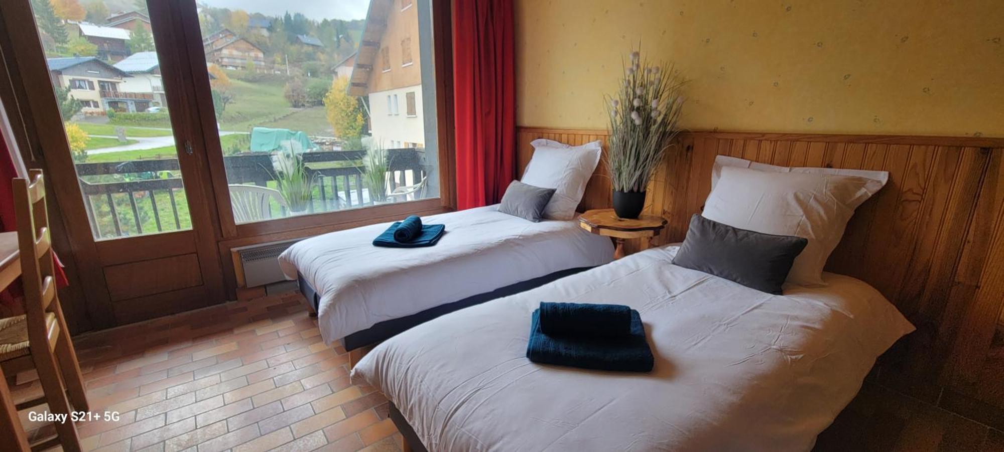 Hotel La Rua Albiez-Montrond Zewnętrze zdjęcie